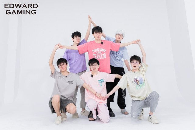 关于GEN血洗TL,Viper拿下关键大龙宿敌对决成都决赛之夜,成为赛场最大亮点的信息 关于GEN血洗TL,Viper拿下关键大龙宿敌对决成都决赛之夜,成为赛场最大亮点的信息