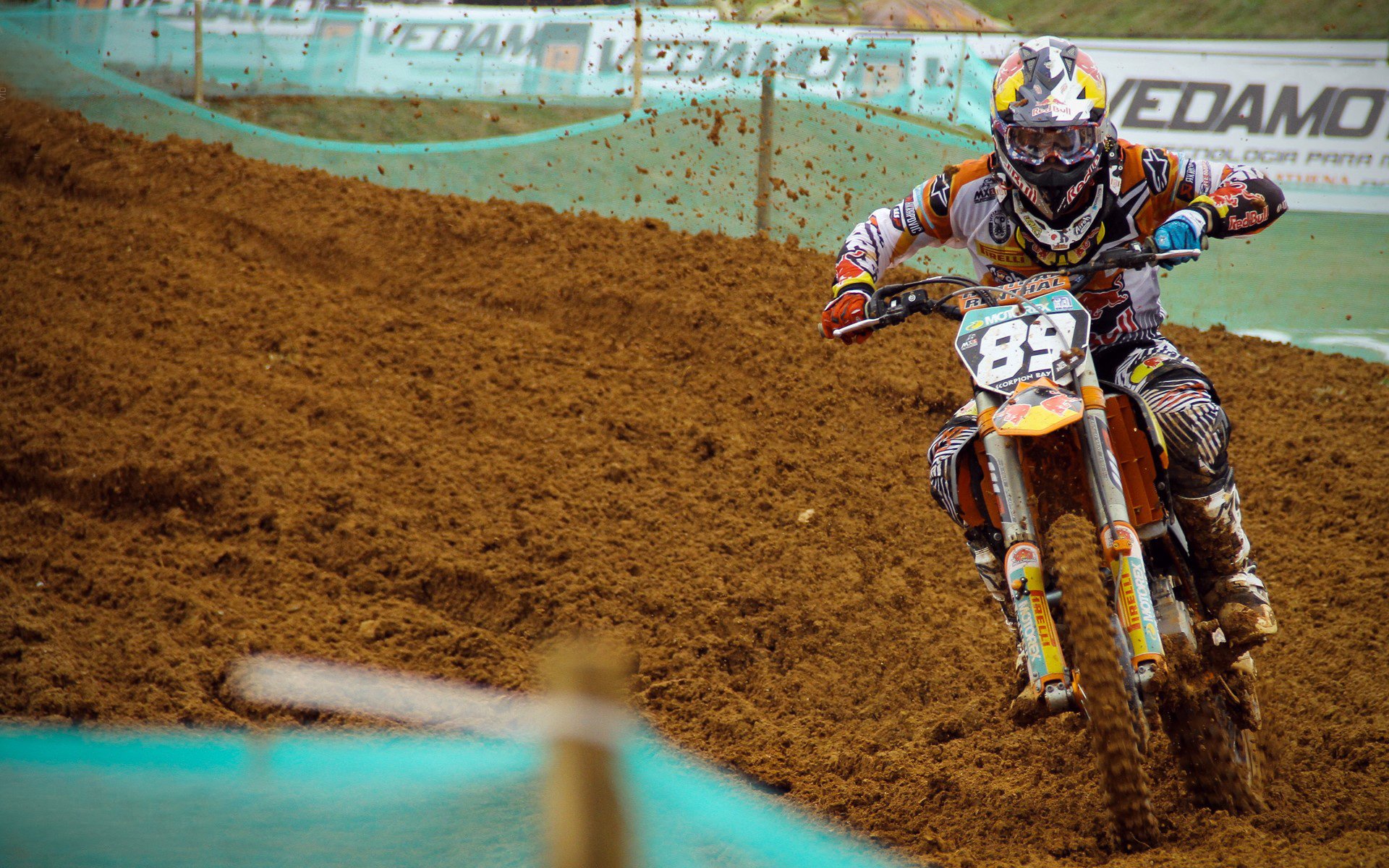 评分拉满!帕尔默一己之力改写剧本,当威尔士的冷雨遇上那不勒斯的热血