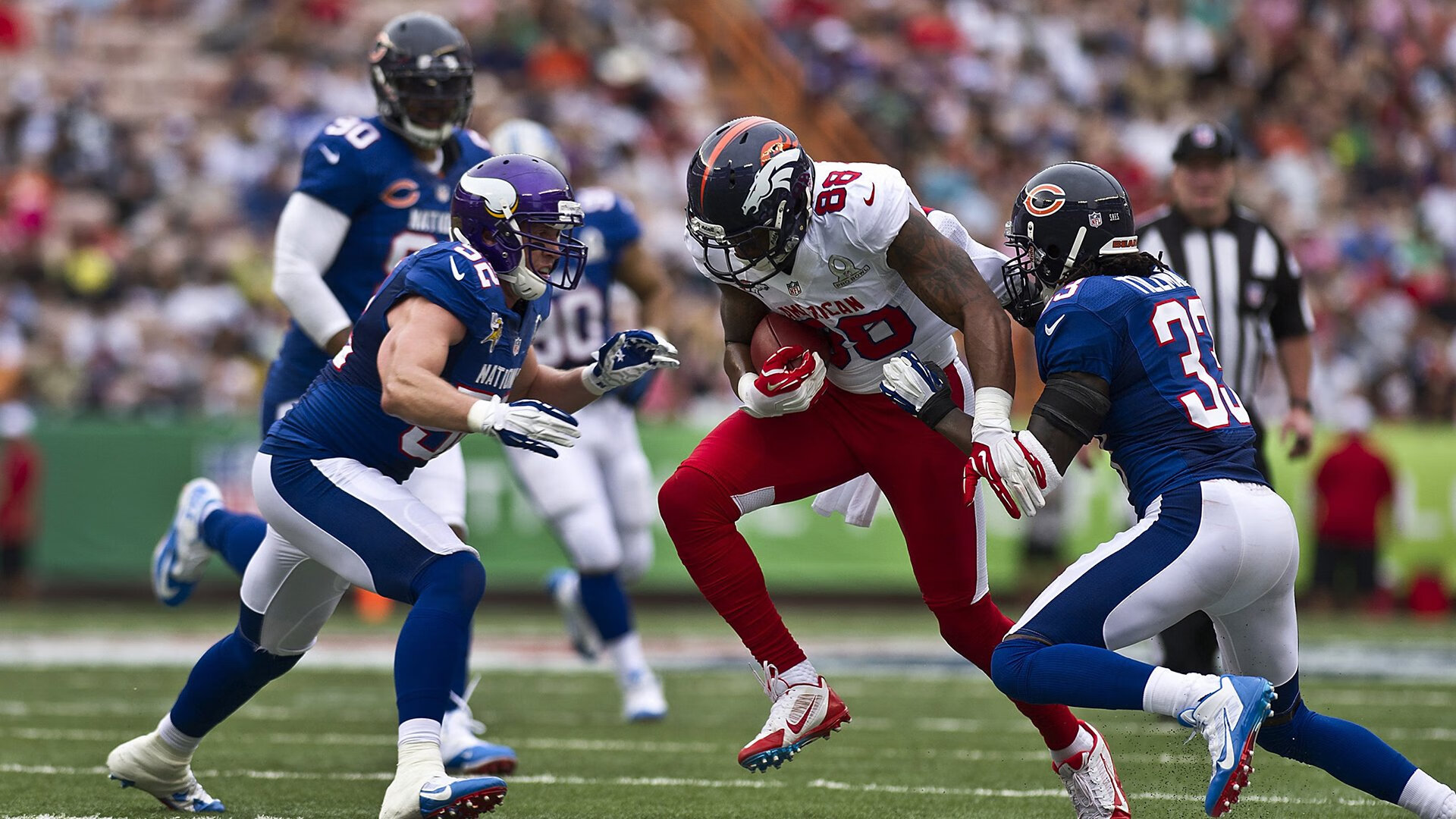 开云体育官网-克莱绝境反弹刺穿火箭 雄鹿铁血防守宣告回归—一场自我救赎与团队碾压的双重奏