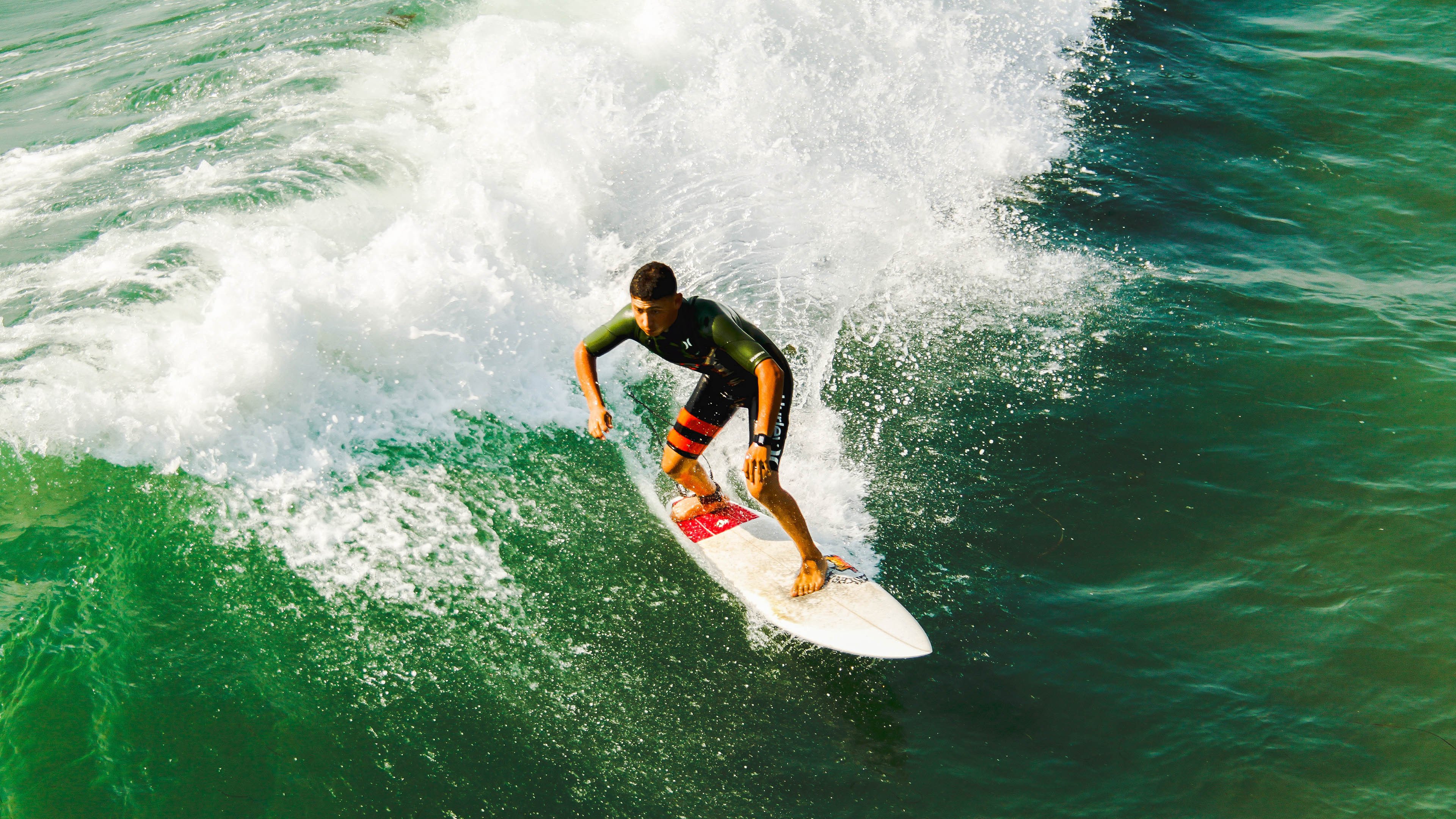 霍勒迪，雄鹿争冠路上的定海神针